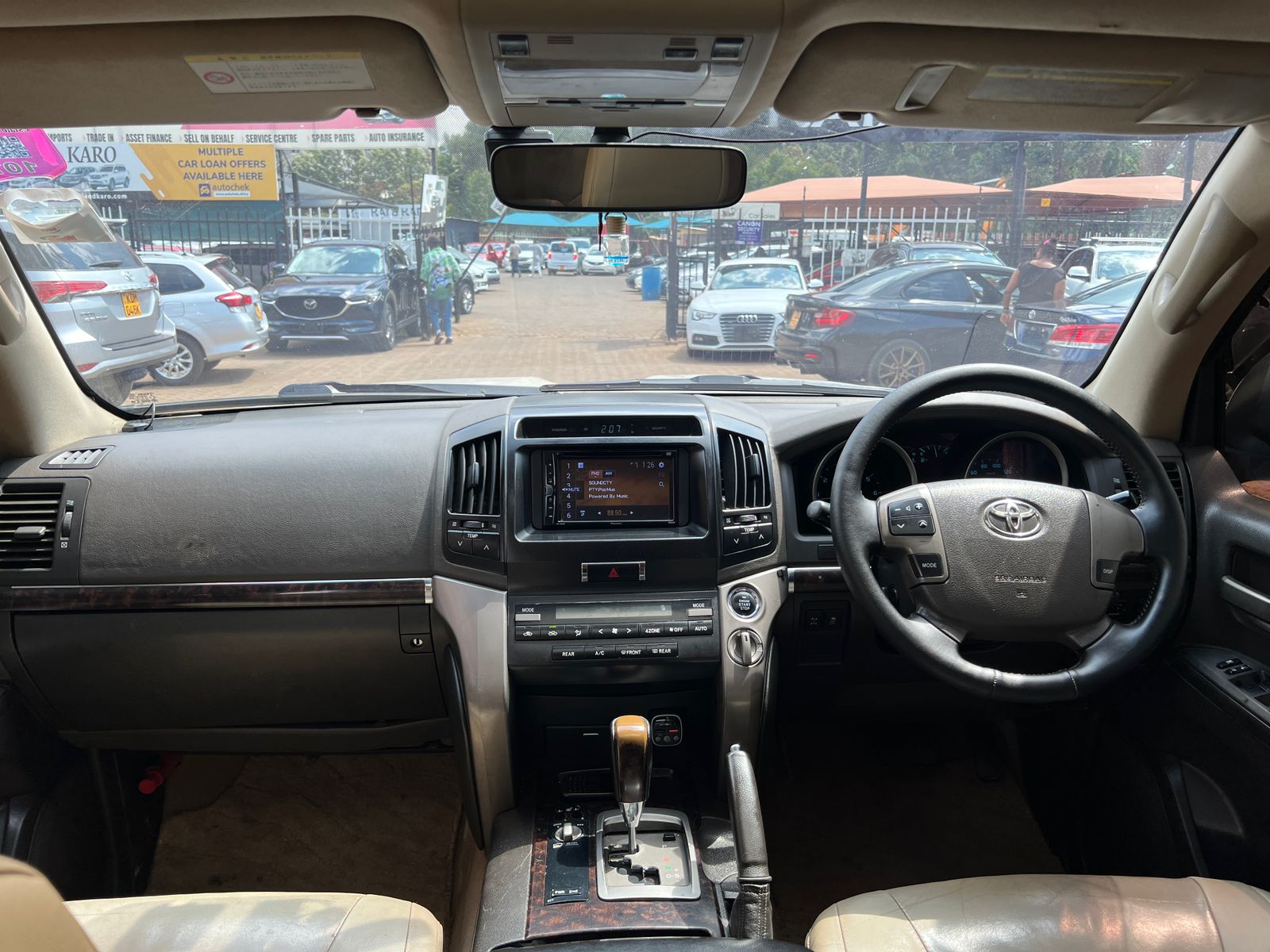 Toyota Landcruiser V8 
