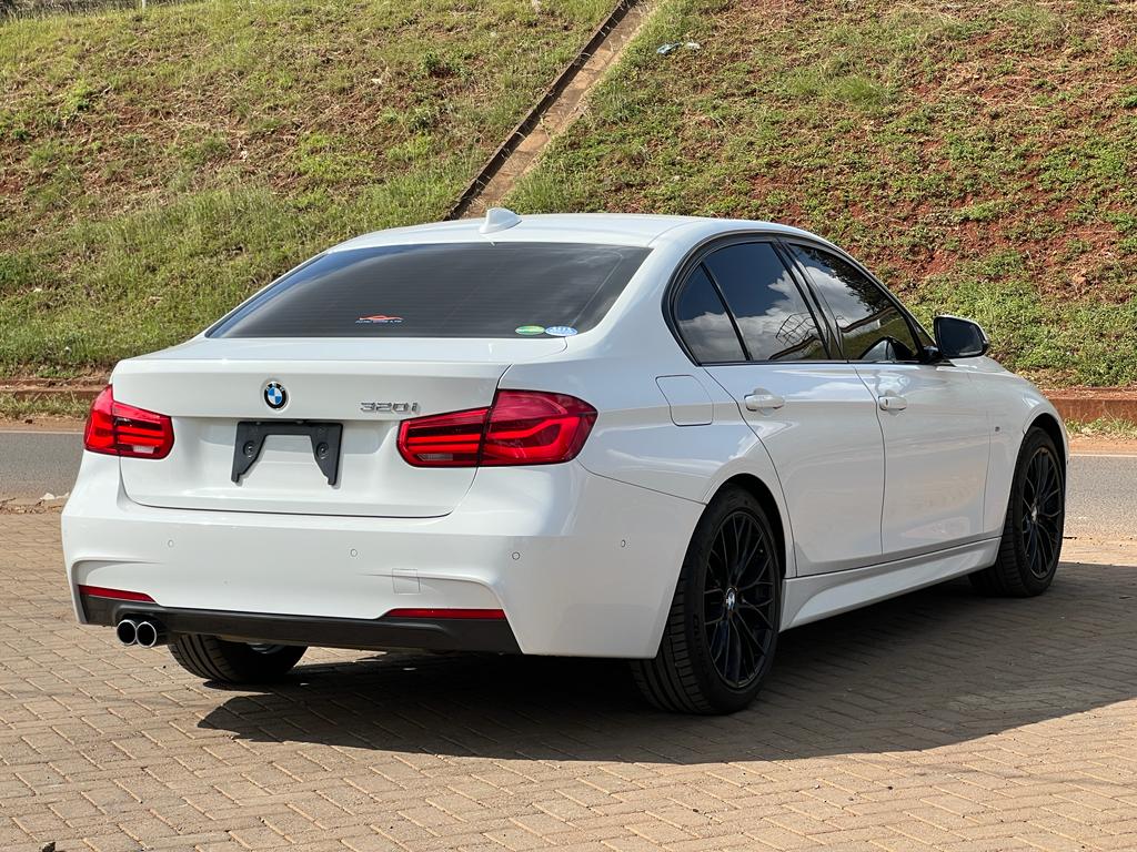 BMW 320i M-Sport 'F30' original image, kaiandkaro.com